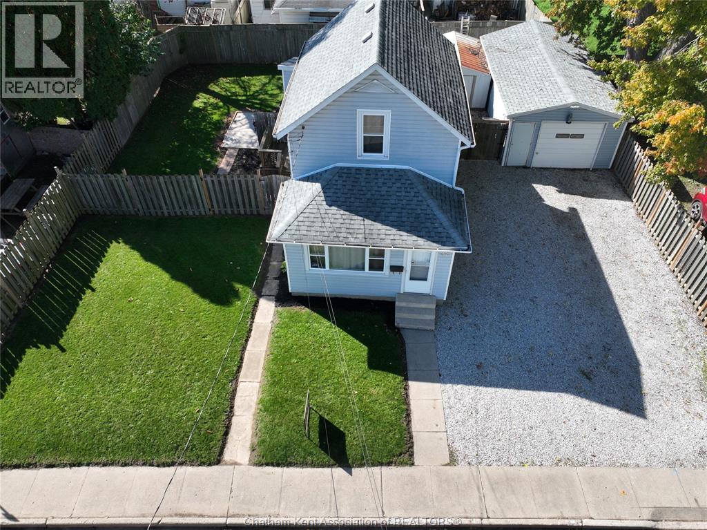 32 Foster Street Property Photo 33