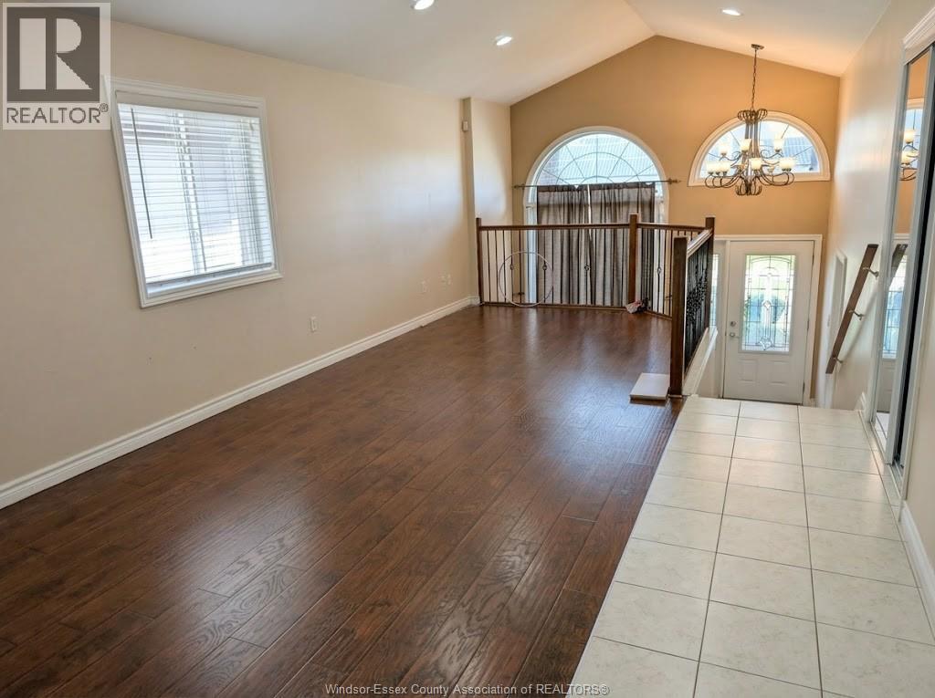 1533 Meridian Street Property Photo 4
