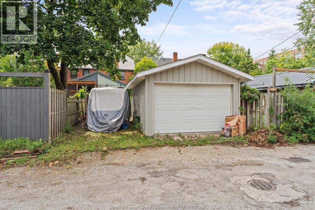 786 Monmouth Property Photo 31