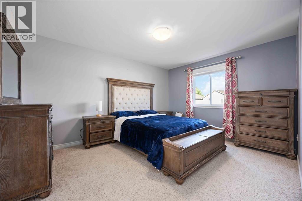 682 Bentinck Drive Property Photo 14