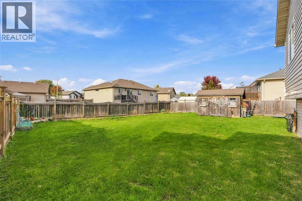 682 Bentinck Drive Property Photo 23