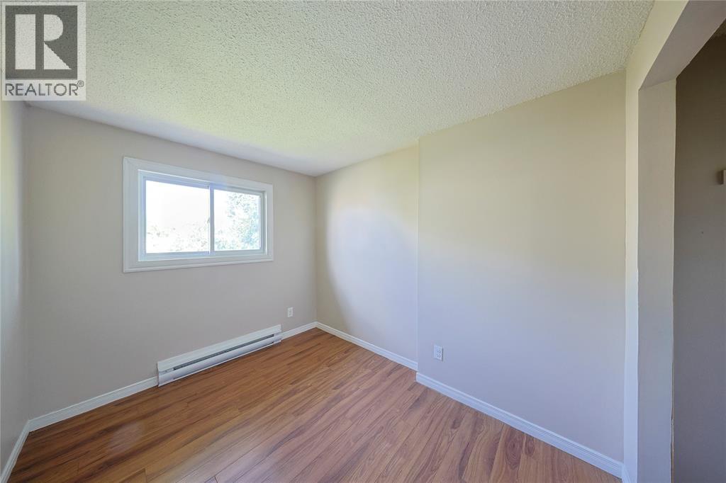 253 Hampton Avenue Property Photo 20