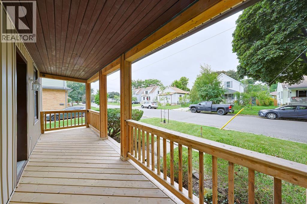 221 Bright Street Property Photo 3