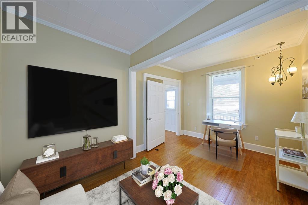 221 Bright Street Property Photo 5