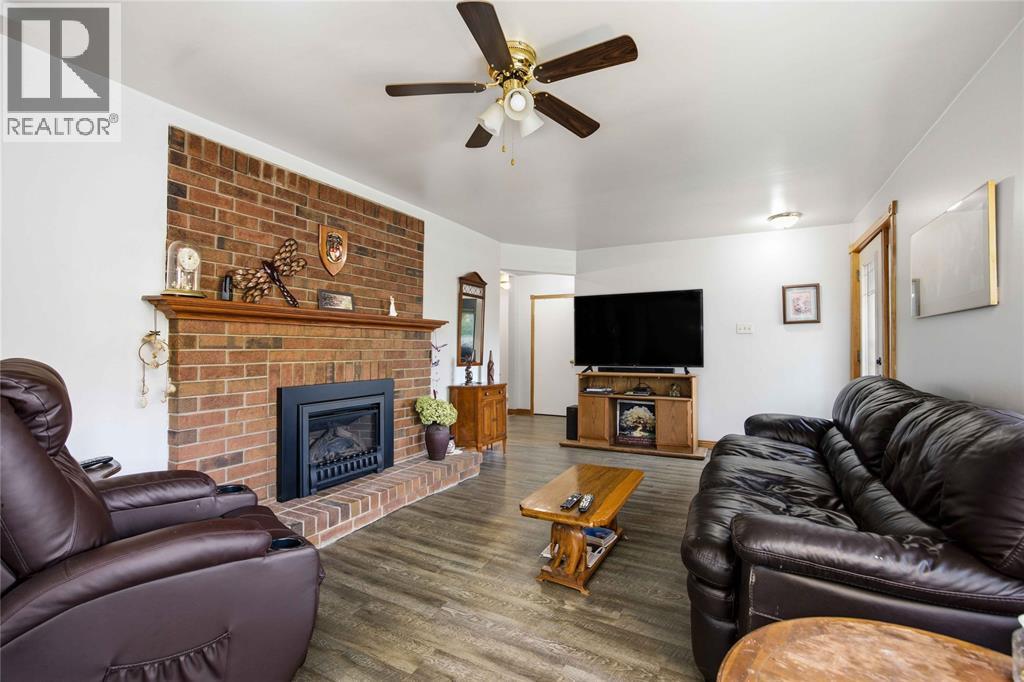 9685 Army Camp Road Property Photo 7