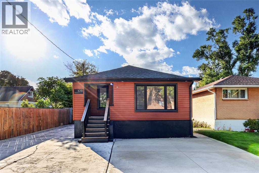 109 Sutton STREET Property Photo 1