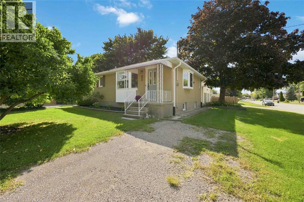 453 Bentinck Street Property Photo 1