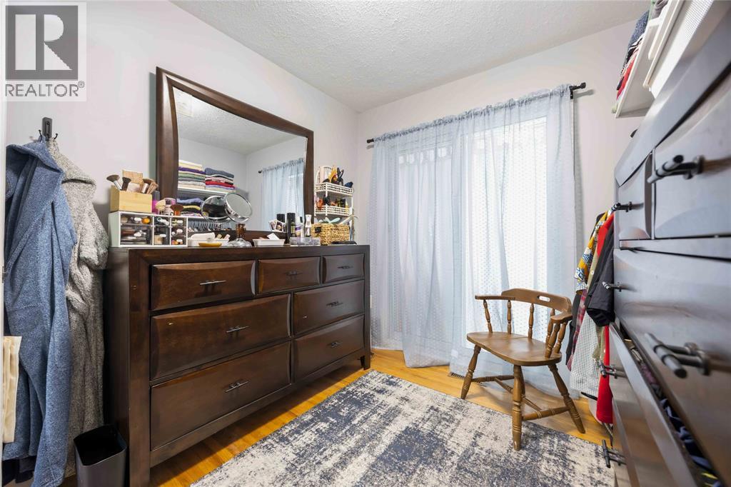 453 Bentinck Street Property Photo 24