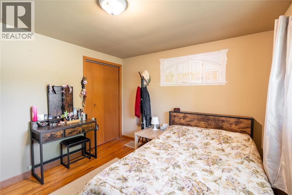 8 Parry Drive Property Photo 12
