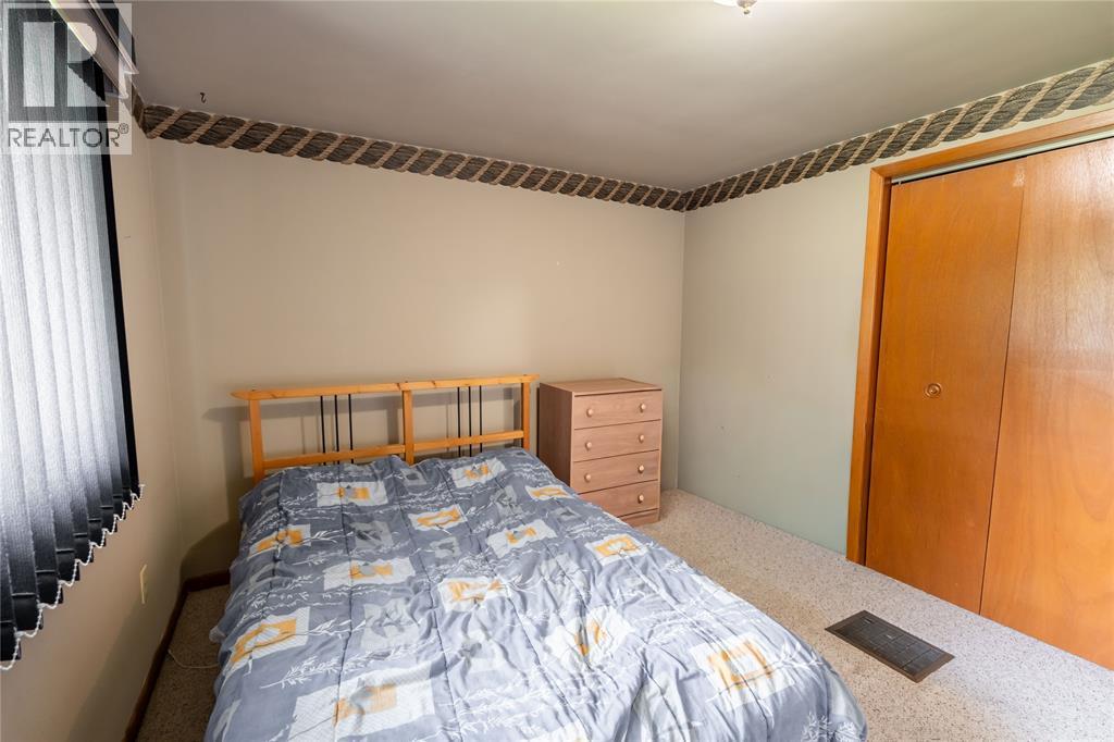 8 Parry Drive Property Photo 14