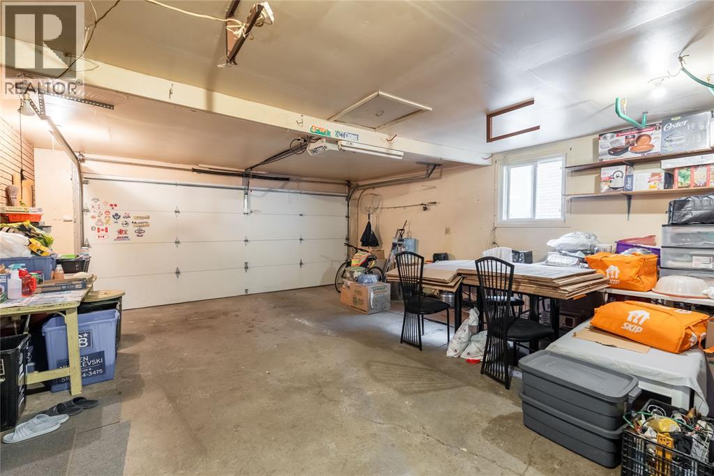 8 Parry Drive Property Photo 22