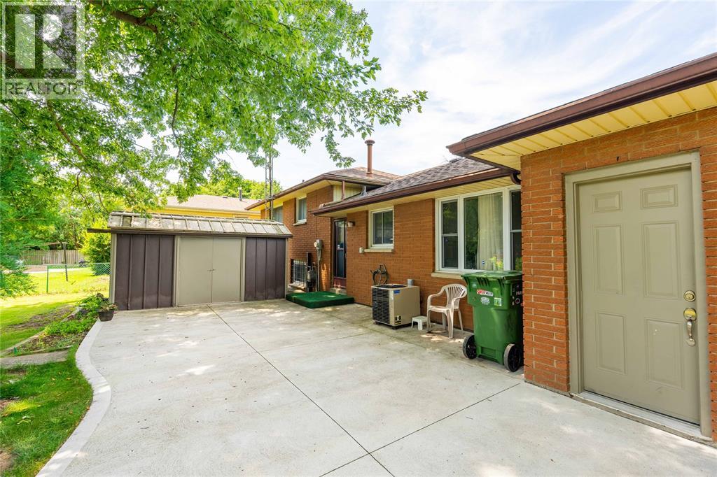 8 Parry Drive Property Photo 24