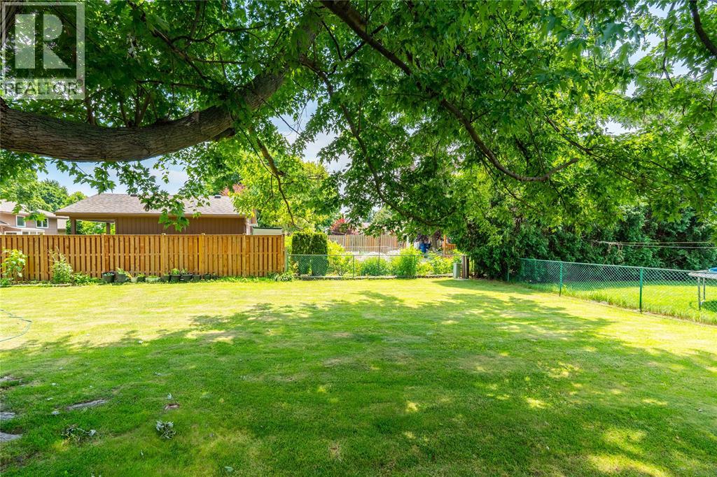 8 Parry Drive Property Photo 26