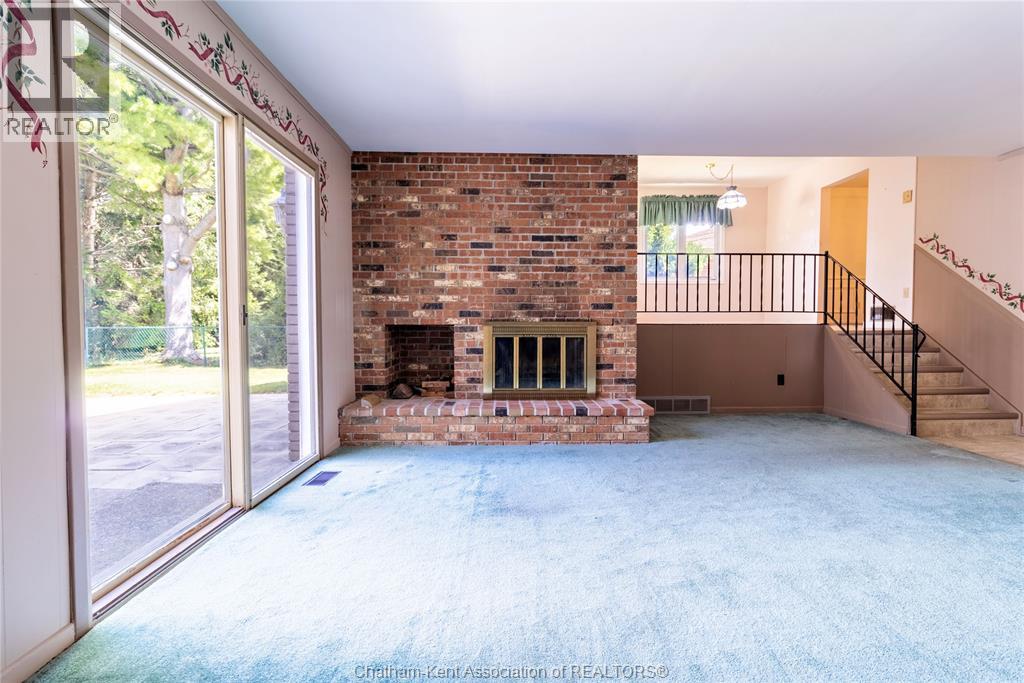 199 Tweedsmuir Avenue East Property Photo 17