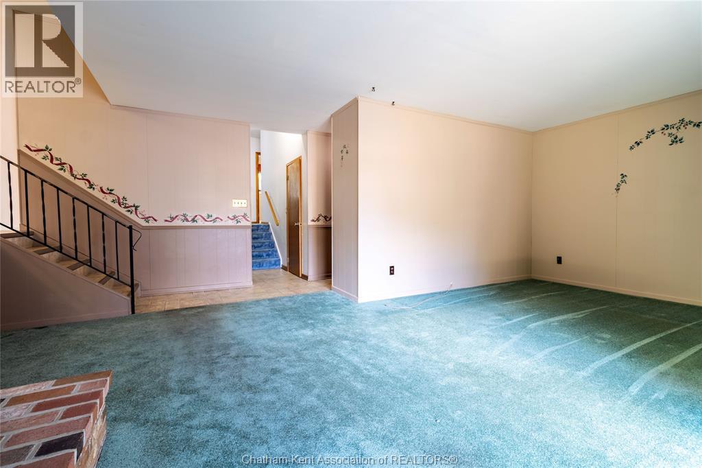 199 Tweedsmuir Avenue East Property Photo 18
