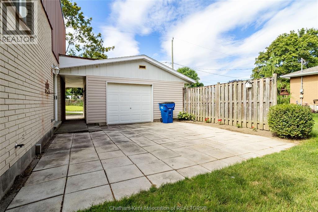199 Tweedsmuir Avenue East Property Photo 43