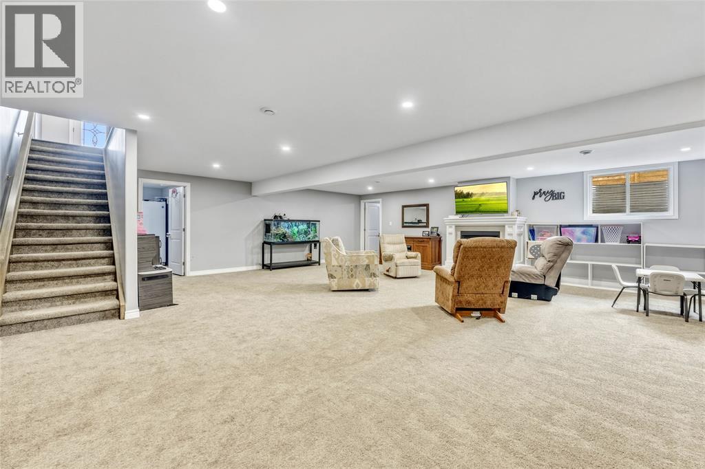 3960 Cullen Drive Property Photo 22