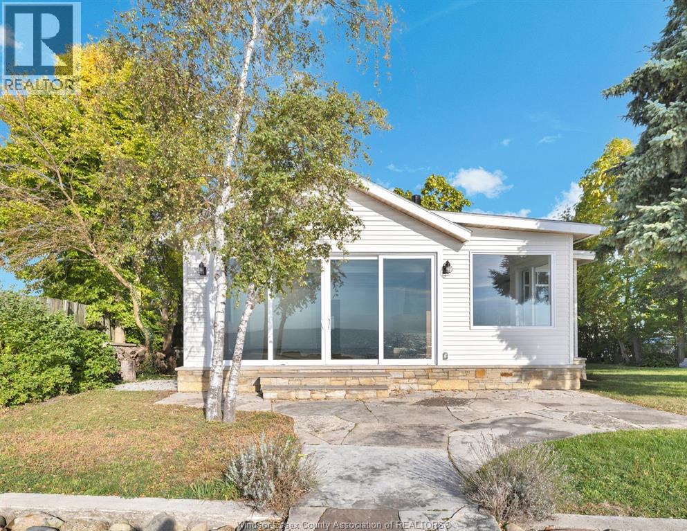1295 Heritage Road Property Photo 4