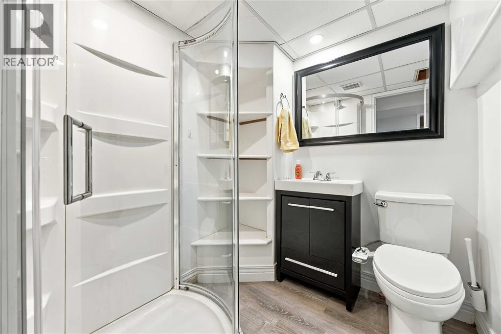 867 Champlain Road Property Photo 19
