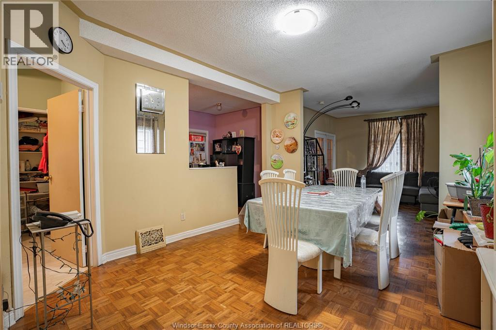 455 Vera Place Property Photo 4