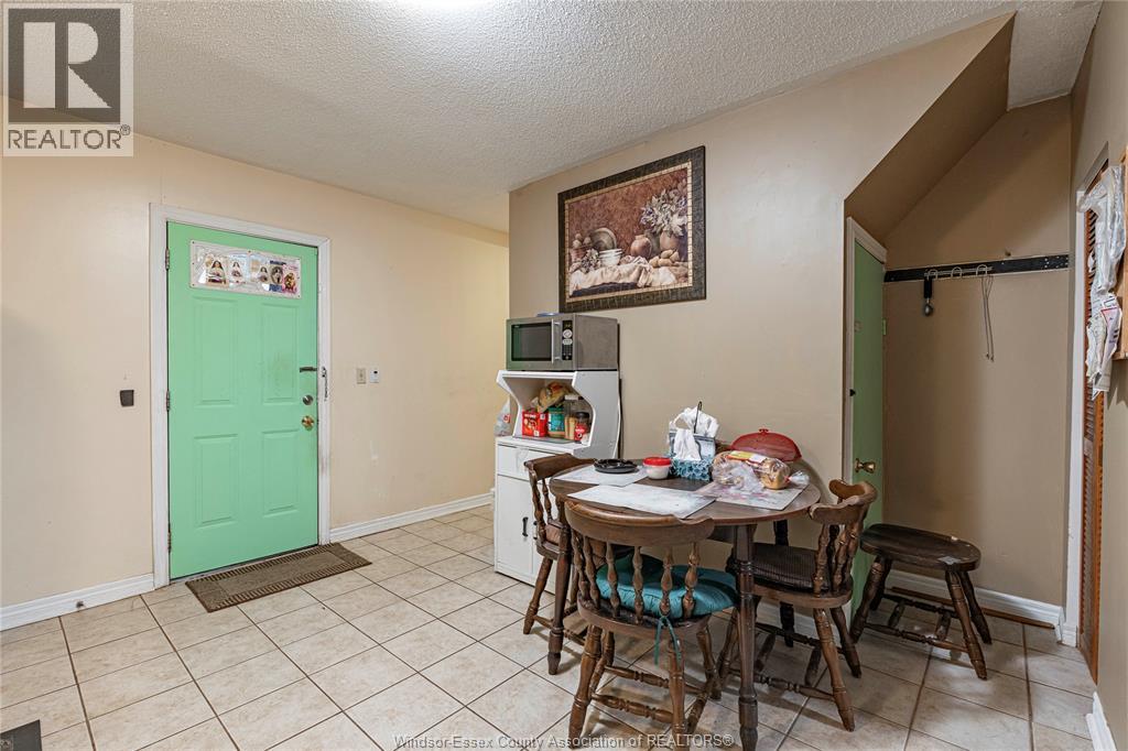455 Vera Place Property Photo 14