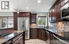 2361 Askin Avenue Property Photo 3