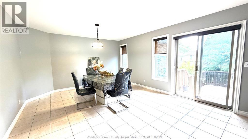 2361 Askin Avenue Property Photo 5
