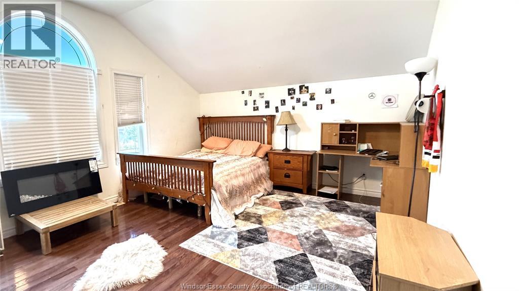 2361 Askin Avenue Property Photo 6
