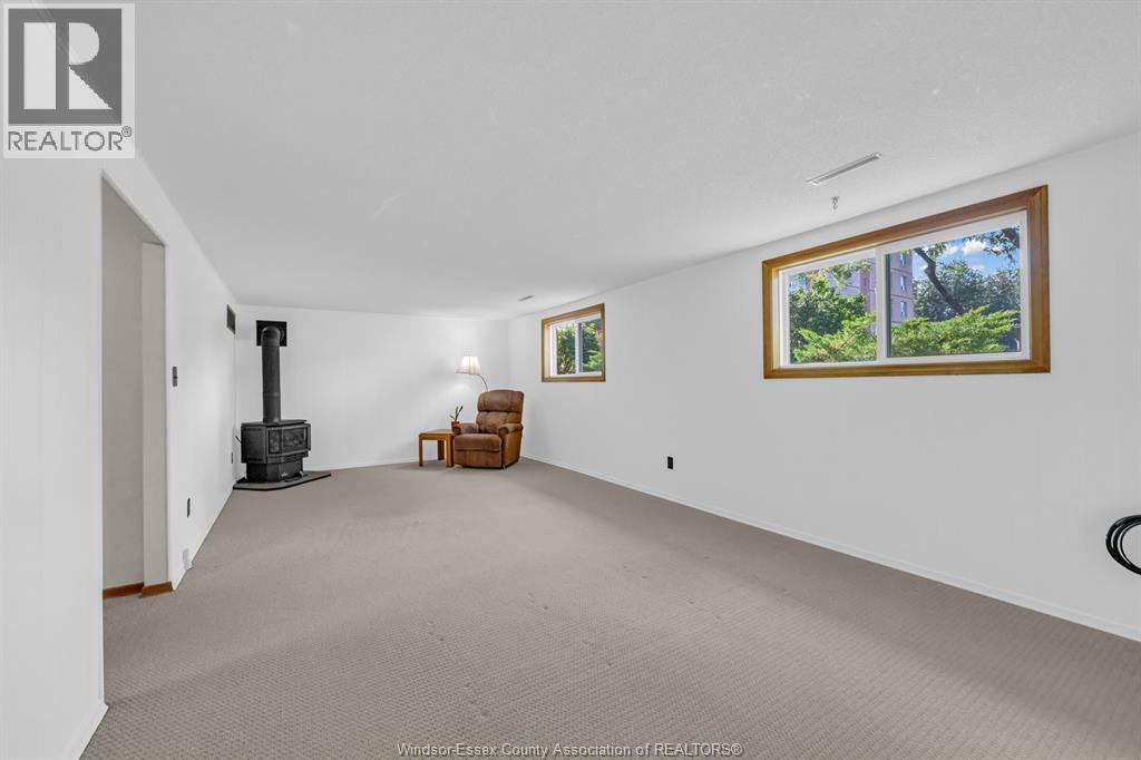 8 Bruce Avenue Property Photo 23
