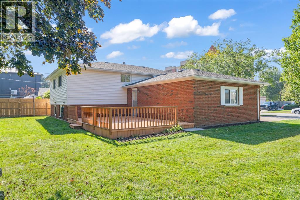 8 Bruce Avenue Property Photo 38
