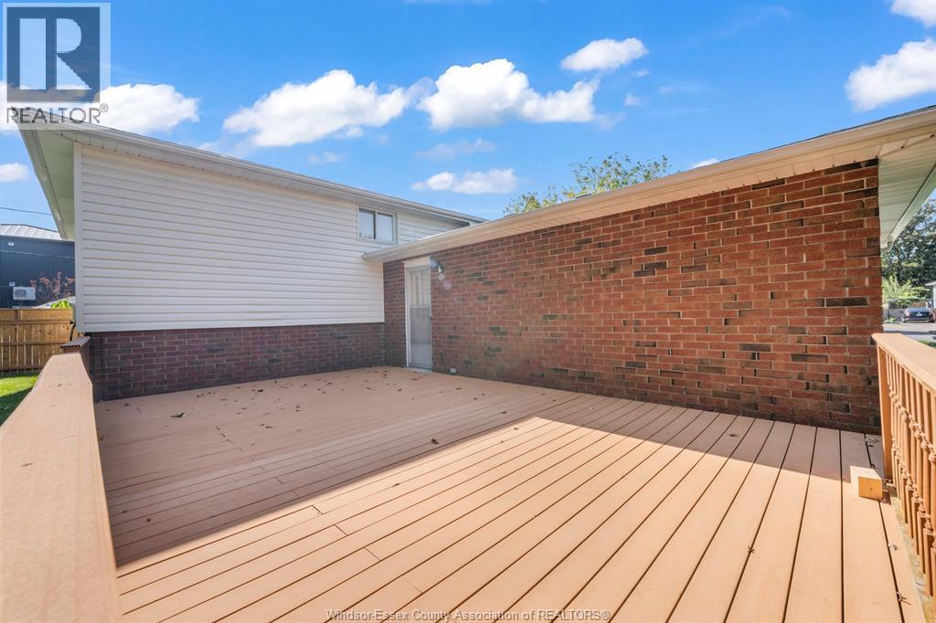 8 Bruce Avenue Property Photo 39