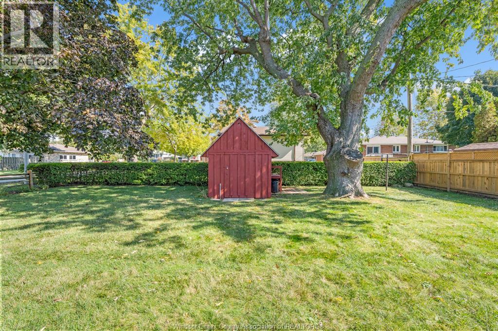 8 Bruce Avenue Property Photo 43