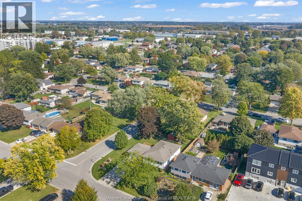 8 Bruce Avenue Property Photo 49