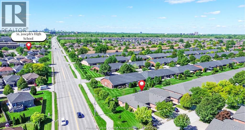 2231 Luxury Property Photo 35