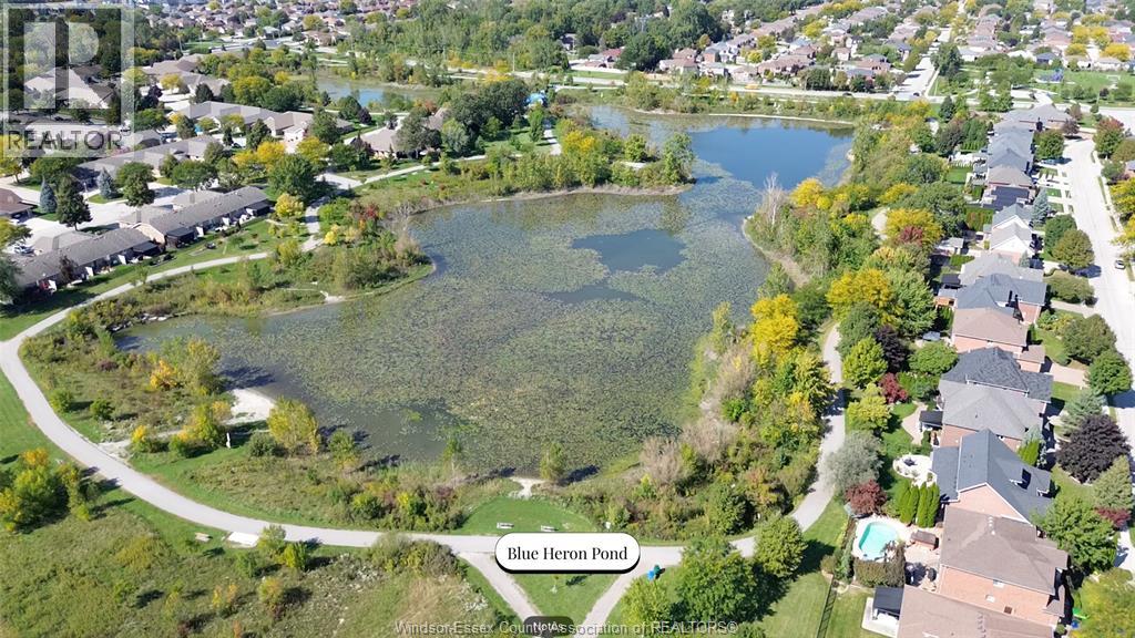 2231 Luxury Property Photo 38