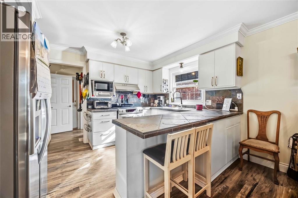 443 St Lawrence Court Property Photo 4