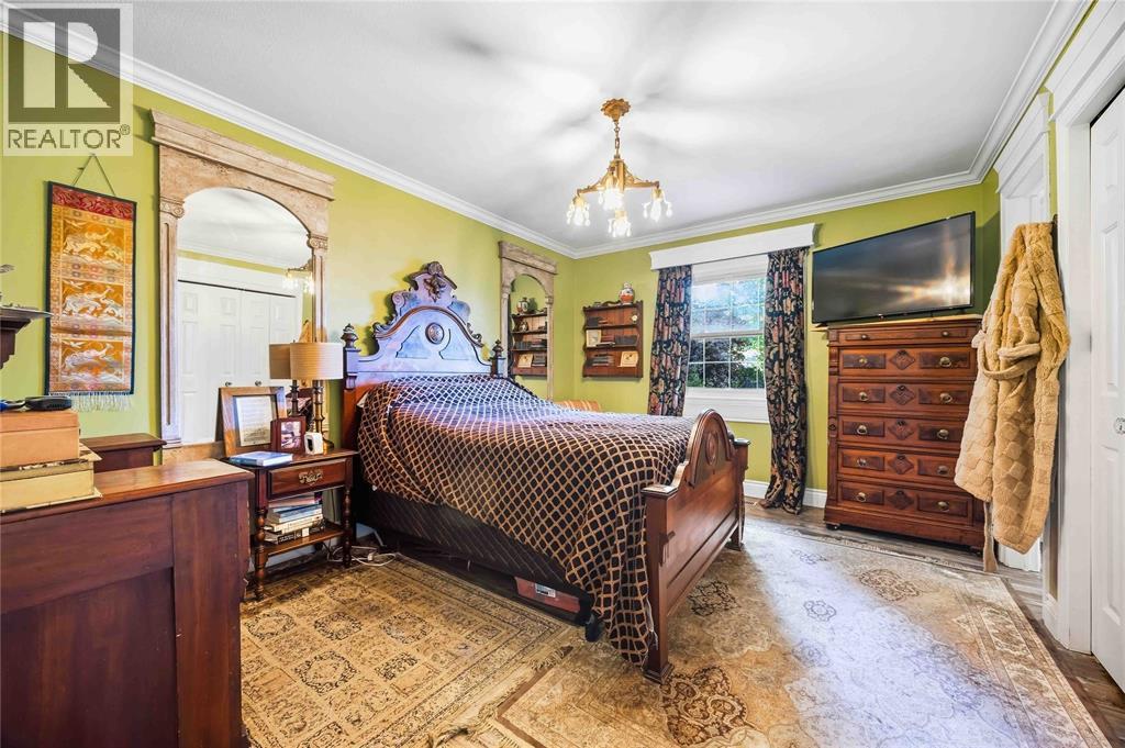 443 St Lawrence Court Property Photo 11