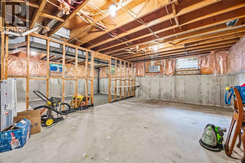 443 St Lawrence Court Property Photo 18