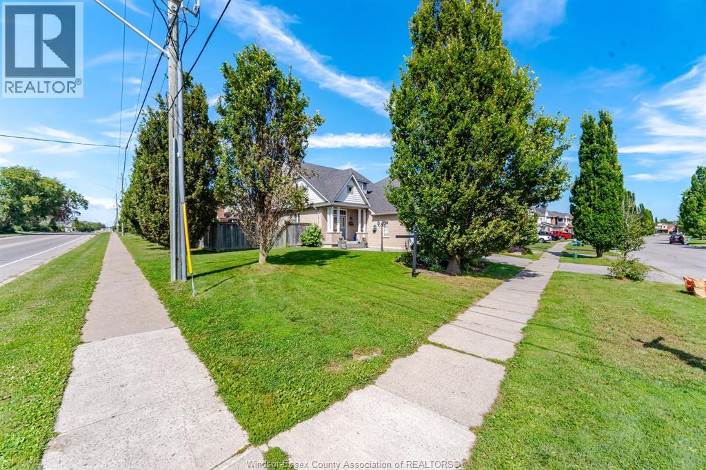 2 Sprucewood Crescent Property Photo 4