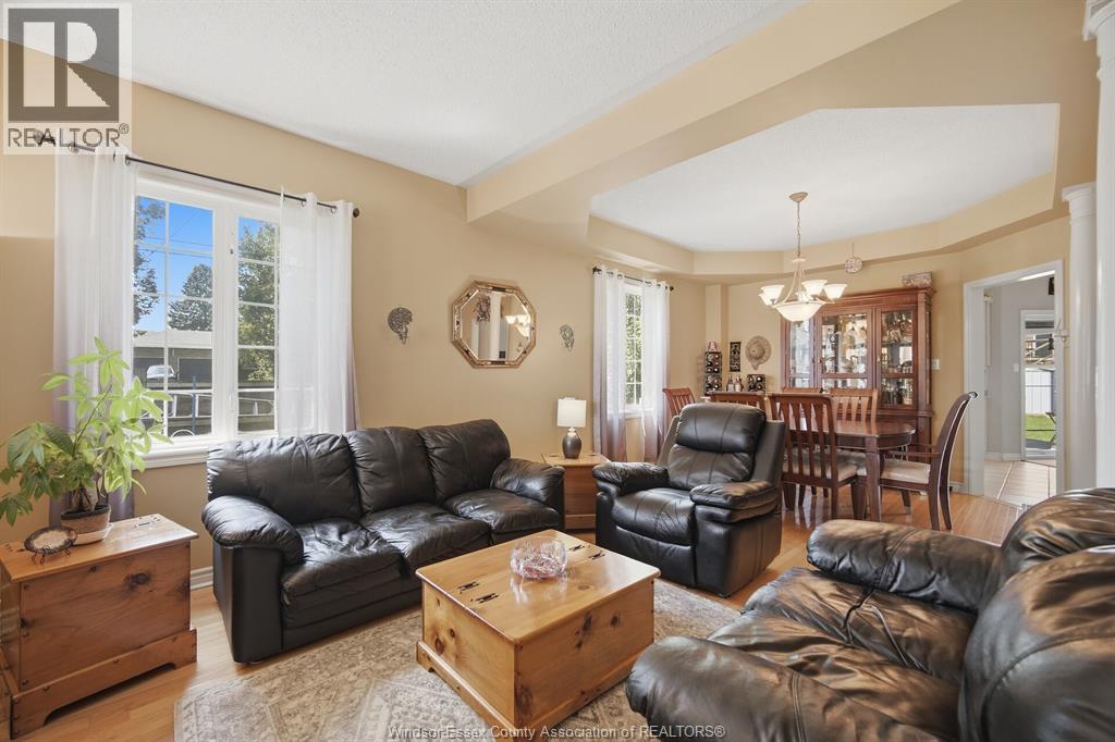 2 Sprucewood Crescent Property Photo 10