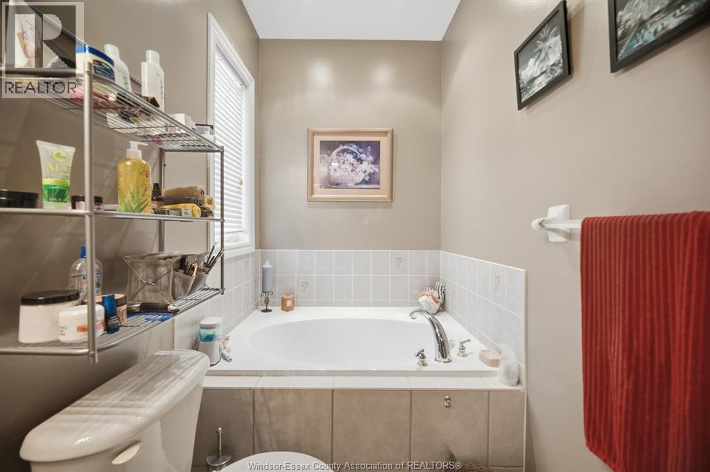 2 Sprucewood Crescent Property Photo 25