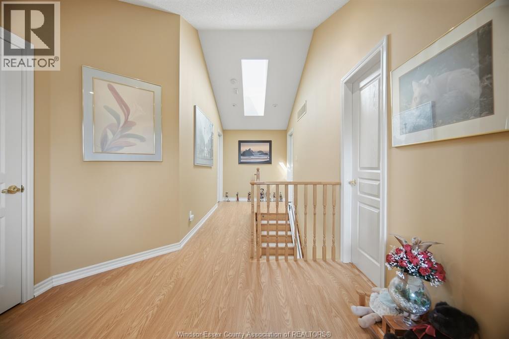 2 Sprucewood Crescent Property Photo 30