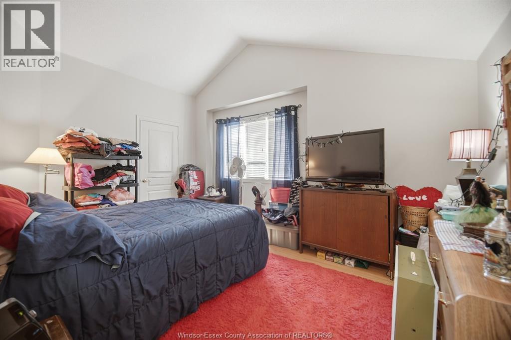 2 Sprucewood Crescent Property Photo 37