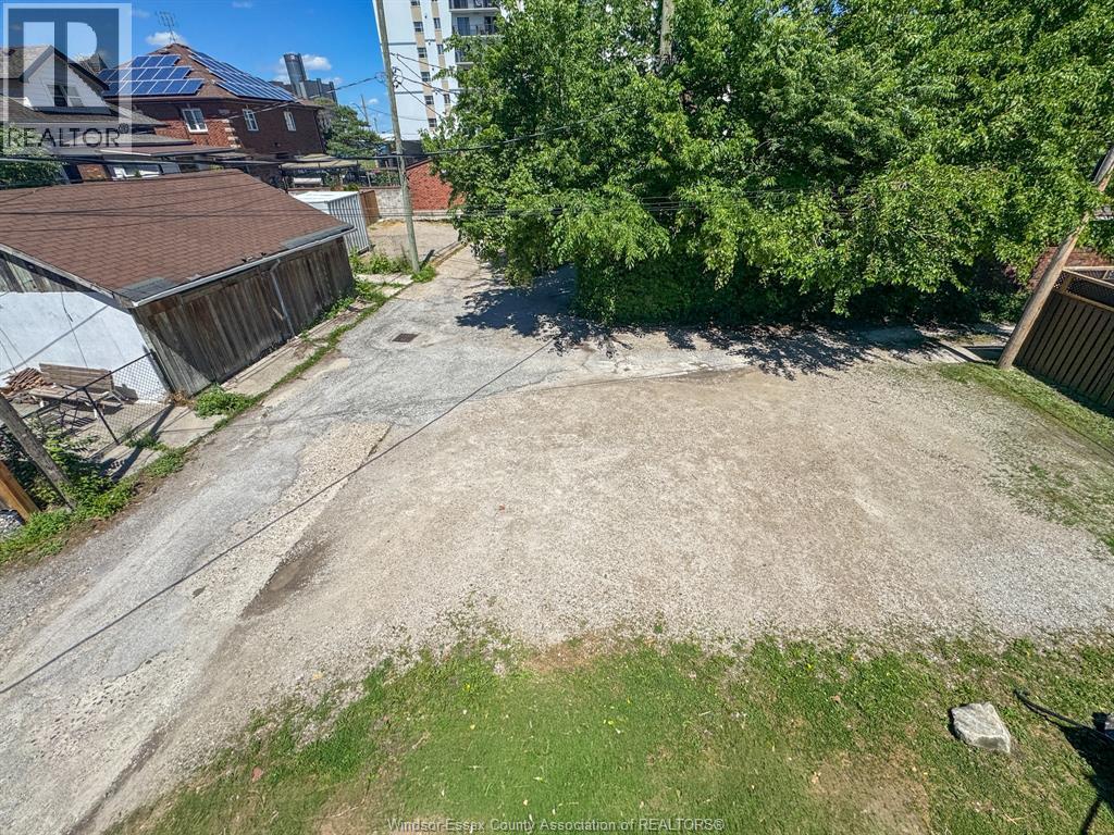 130 Elm Avenue Unit# 126 Upper Property Photo 3