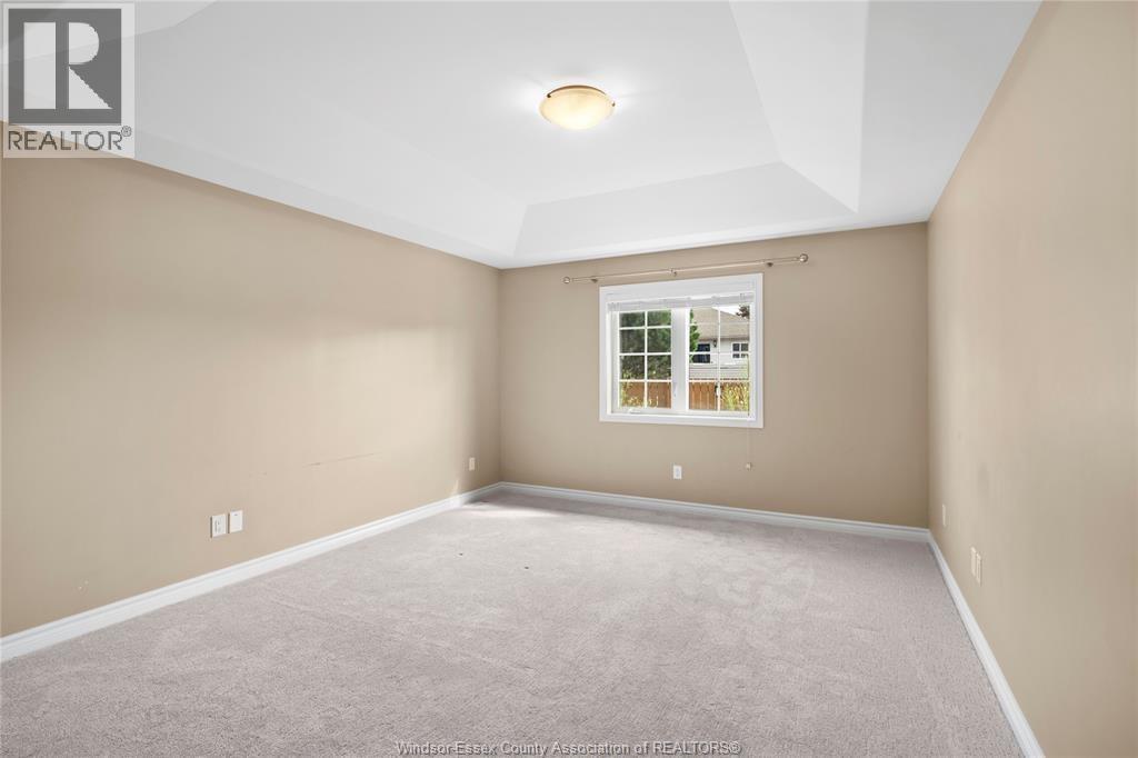 384 Boismier Property Photo 12