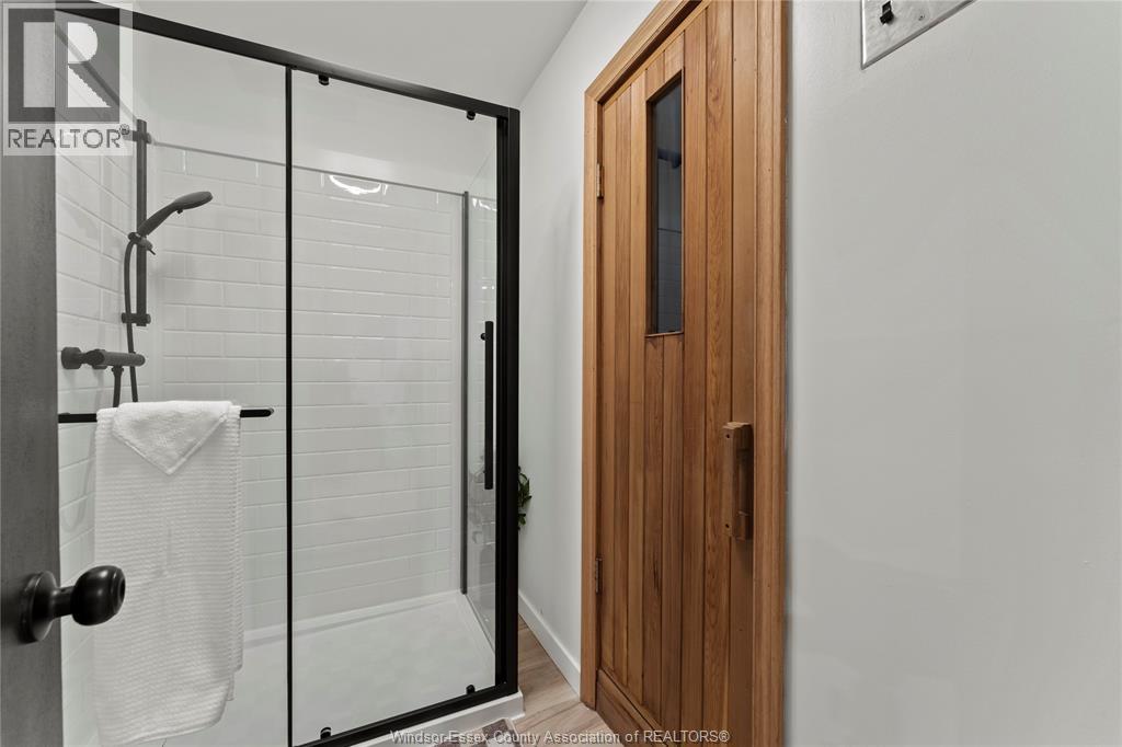 4580 Howard Avenue Property Photo 28