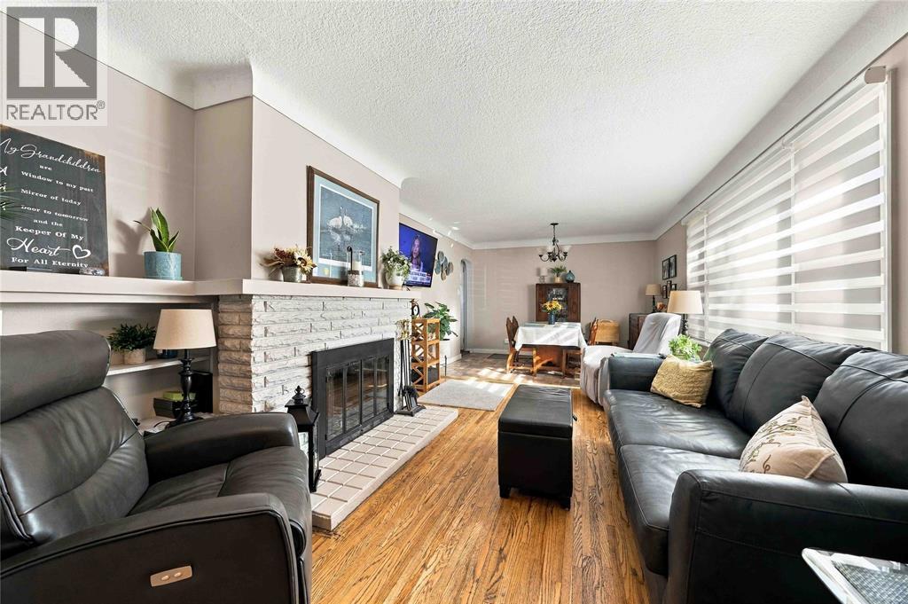 1179 Newell Street Property Photo 5
