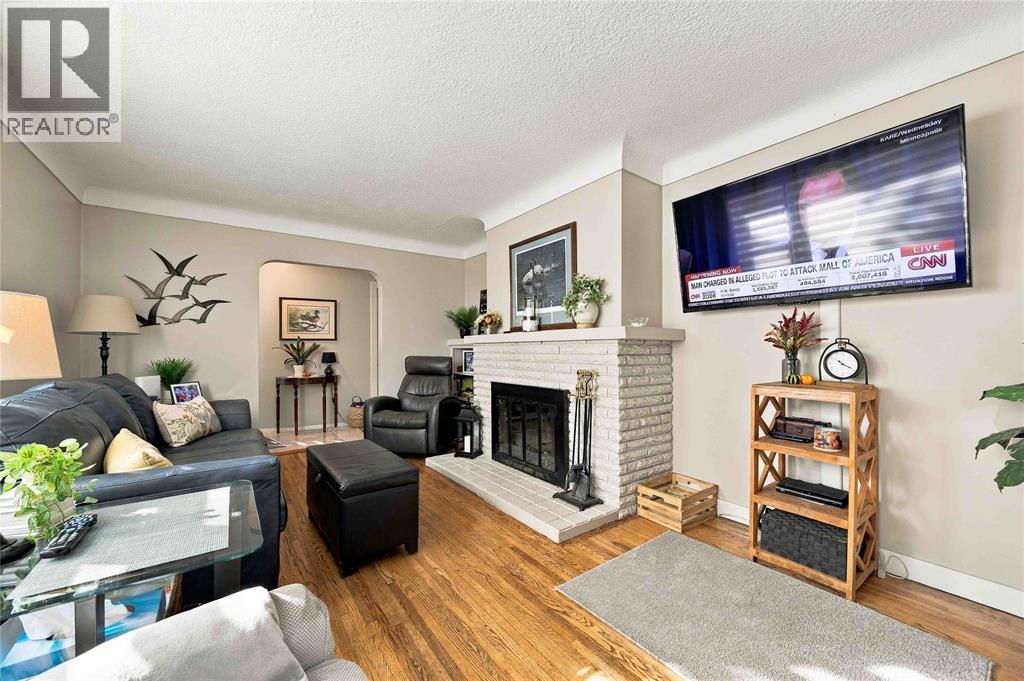 1179 Newell Street Property Photo 8
