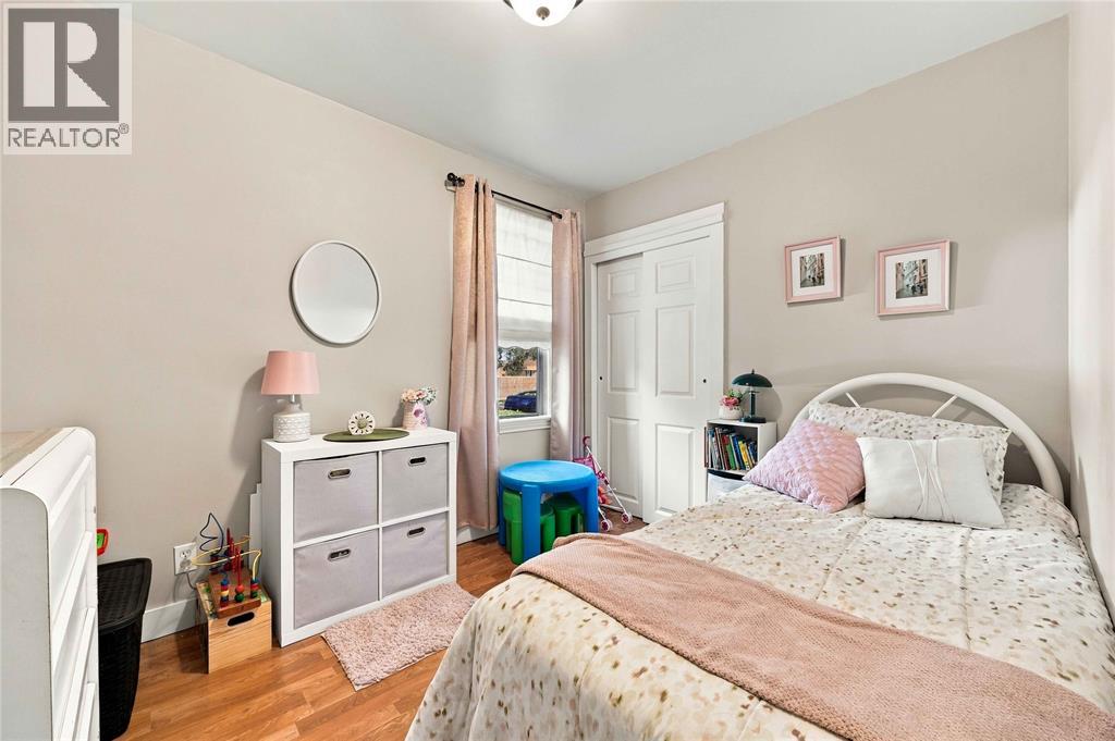 1179 Newell Street Property Photo 23