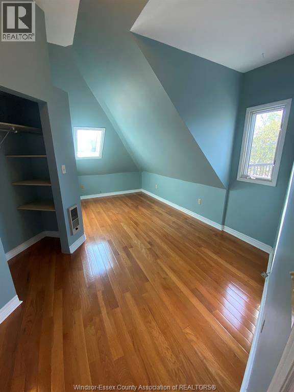 165 Janette Unit# Penthouse Property Photo 13